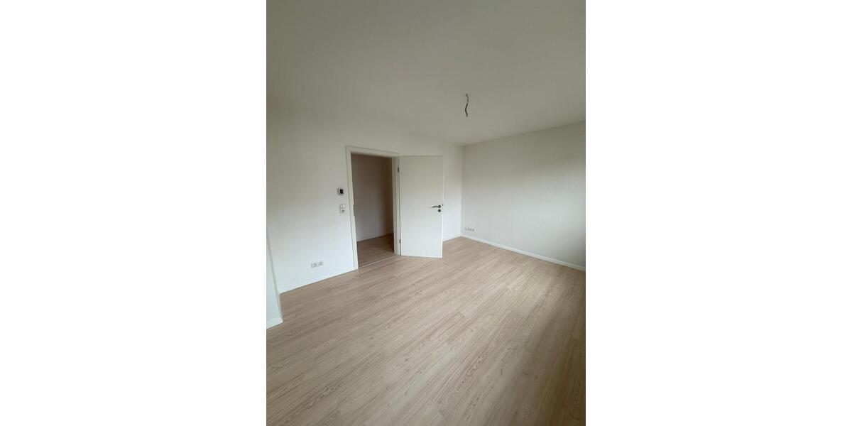 Dachgeschoßwohnung Schöningen - 3 Zimmer, 55 m&sup2;, 445&euro; | Angebot:25934260