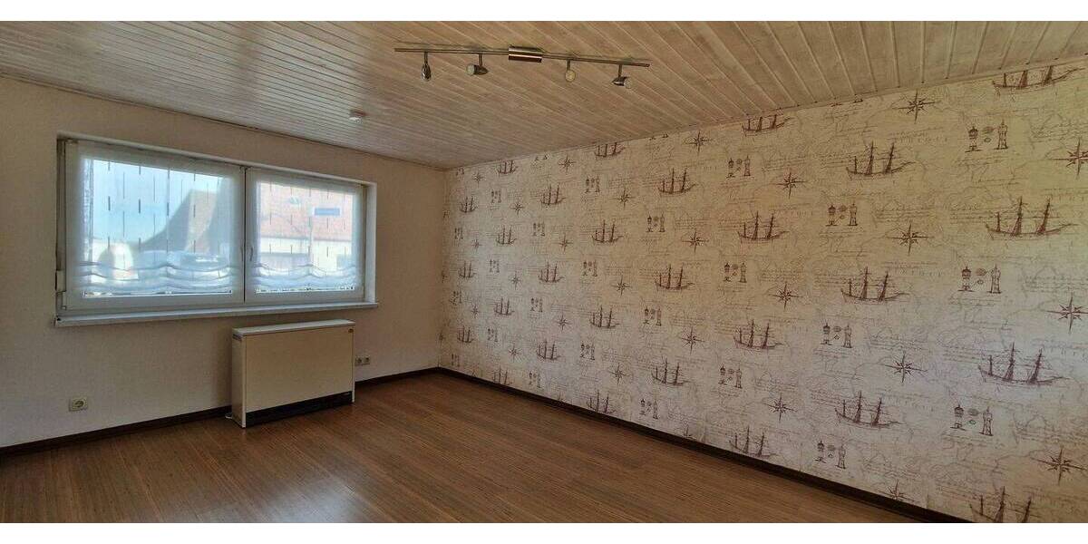 Doppelhaushälfte Wolsdorf - 6 Zimmer, 128 m&sup2;, 89.000&euro; | Angebot:26015603