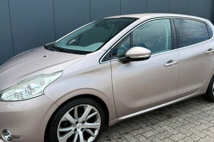 Peugeot 208 144.000 km 4.990 &euro; Vordorf 38533