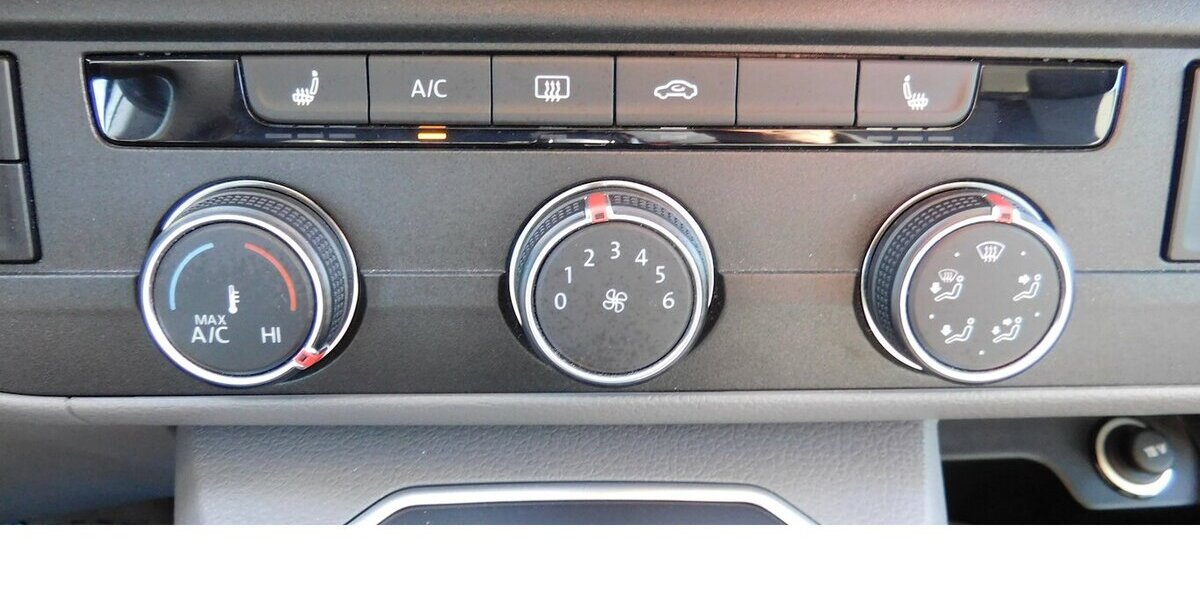 VW T6.1 Transporter Abt e-Lang DSG 4-Gang 7 Sitze 4.900 km 19.990 &euro; Vordorf 38533