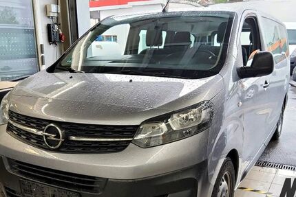 Opel Vivaro 105.650 km 21.740 &euro; Schöningen 38364