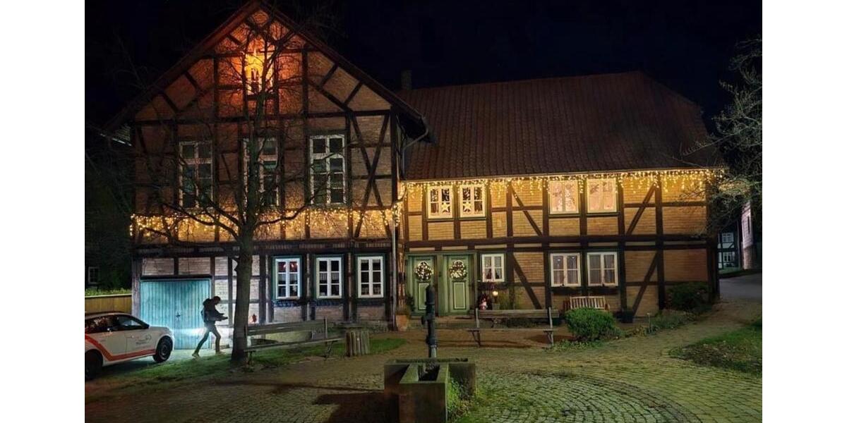 Einfamilienhaus Schladen-Werla Werla - 9 Zimmer, 230 m&sup2;, 235.000&euro; | Angebot:24727895