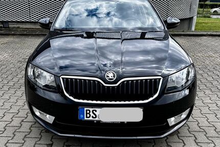 Skoda Octavia 121.000 km 8.800 &euro; Braunschweig 38120