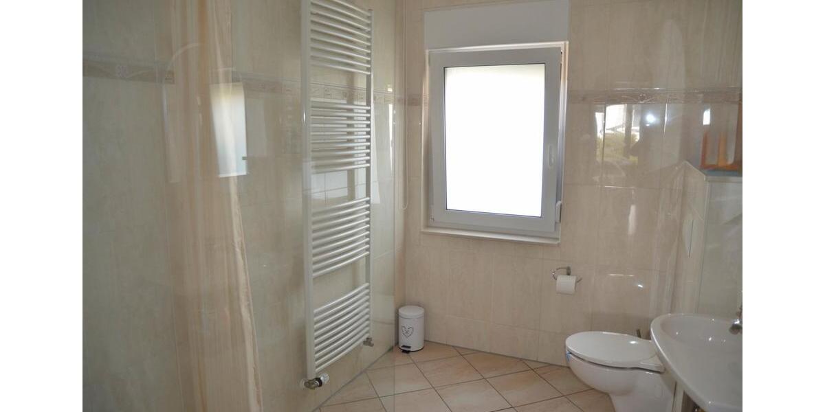 Villa Peine Südstadt - 6 Zimmer, 190 m&sup2;, 1.800&euro; | Angebot:25131392