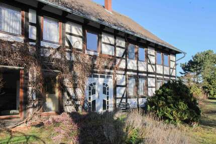 Haus Vechelde - 12 Zimmer, 371 m&sup2;, 499.000&euro; | Angebot:25519947