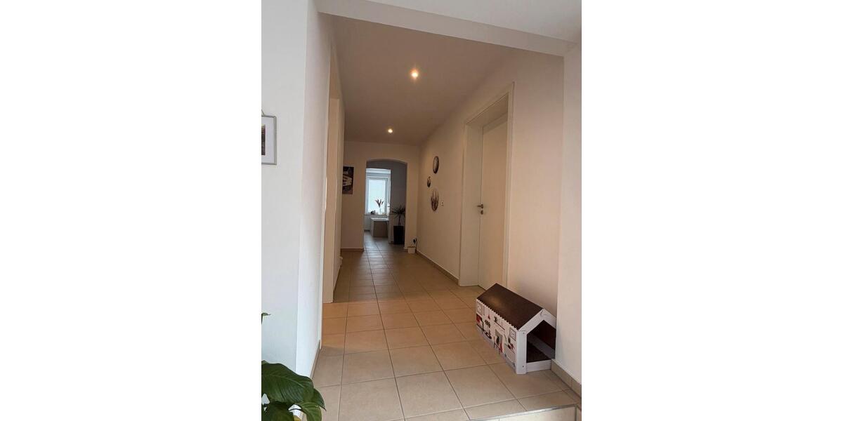 Terrassenwohnung Königslutter am Elm - 4 Zimmer, 160 m&sup2;, 1.200&euro; | Angebot:26670950