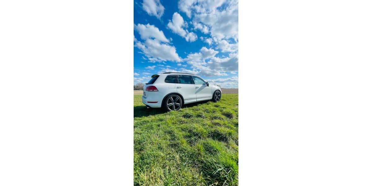 VW Touareg 230.852 km 19.850 &euro; Vechelde 38159