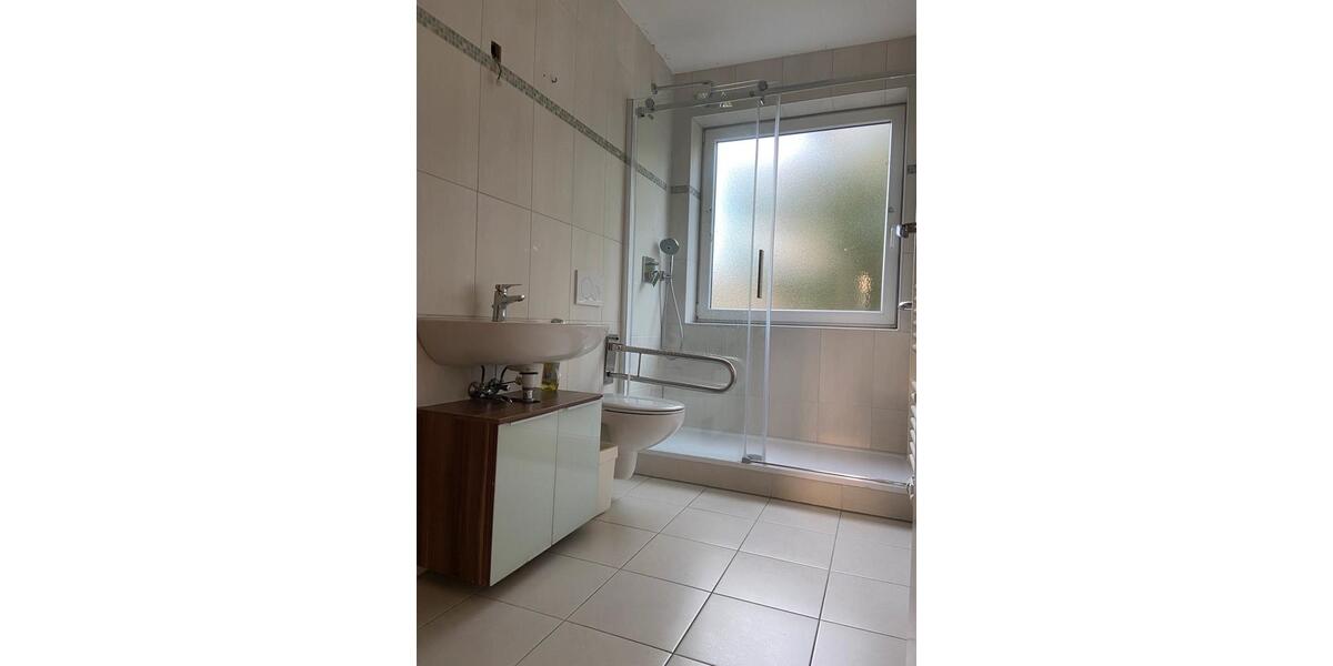 Etagenwohnung Salzgitter - 4 Zimmer, 74 m&sup2;, 125.000&euro; | Angebot:25613124