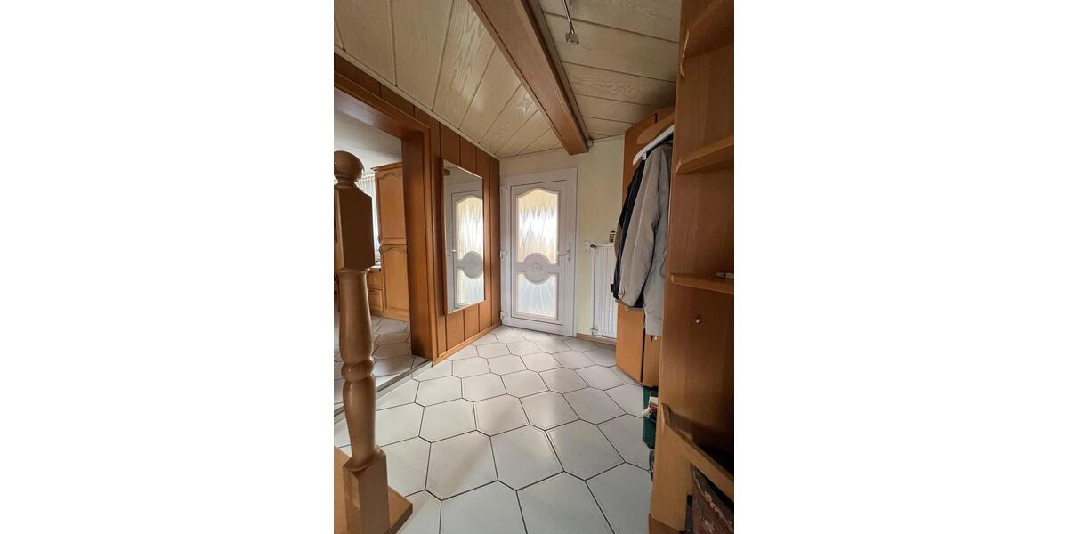 Mehrfamilienhaus, Wohnhaus Königslutter am Elm - 8.5 Zimmer, 240 m&sup2;, 225.000&euro; | Angebot:26019605