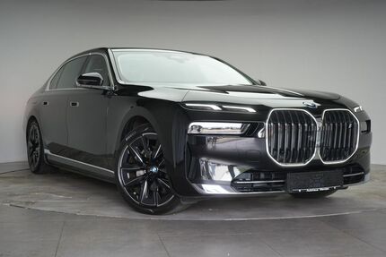 BMW i7 11.000 km 72.990 &euro; Braunschweig 38110