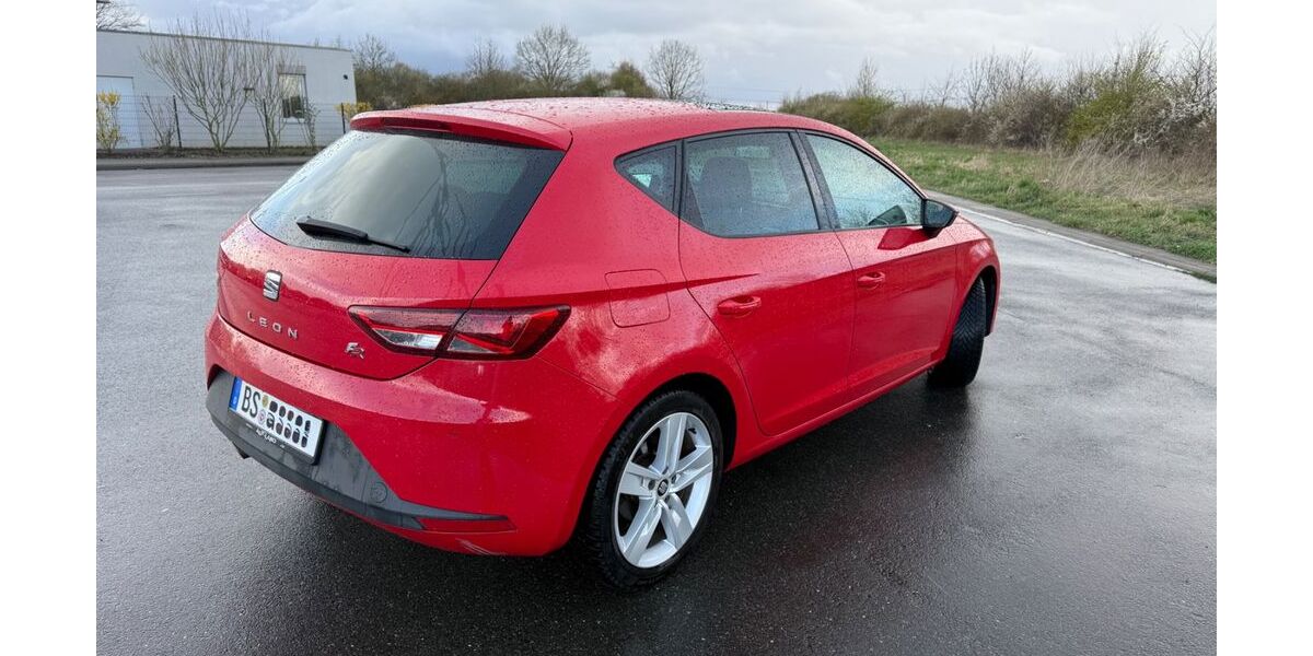 Seat Leon 92.400 km 9.990 &euro; Braunschweig 38118