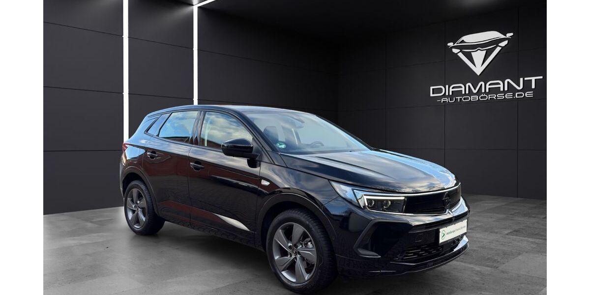 Opel Grandland (X) 16.042 km 22.890 &euro; Salzgitter-Lebenstedt 38226