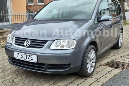 VW Touran 223.300 km 2.599 &euro; Goslar 38690