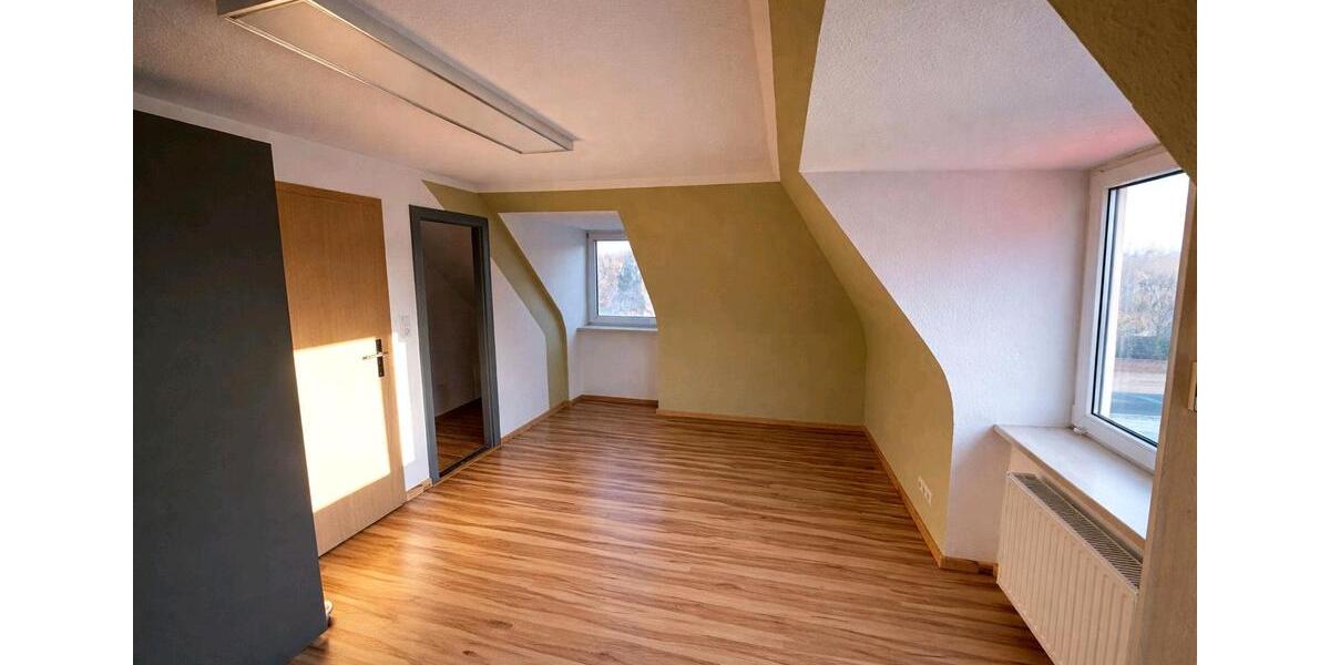 Einfamilienhaus Königslutter am Elm - 2 Zimmer, 120 m&sup2;, 1.000&euro; | Angebot:25422922