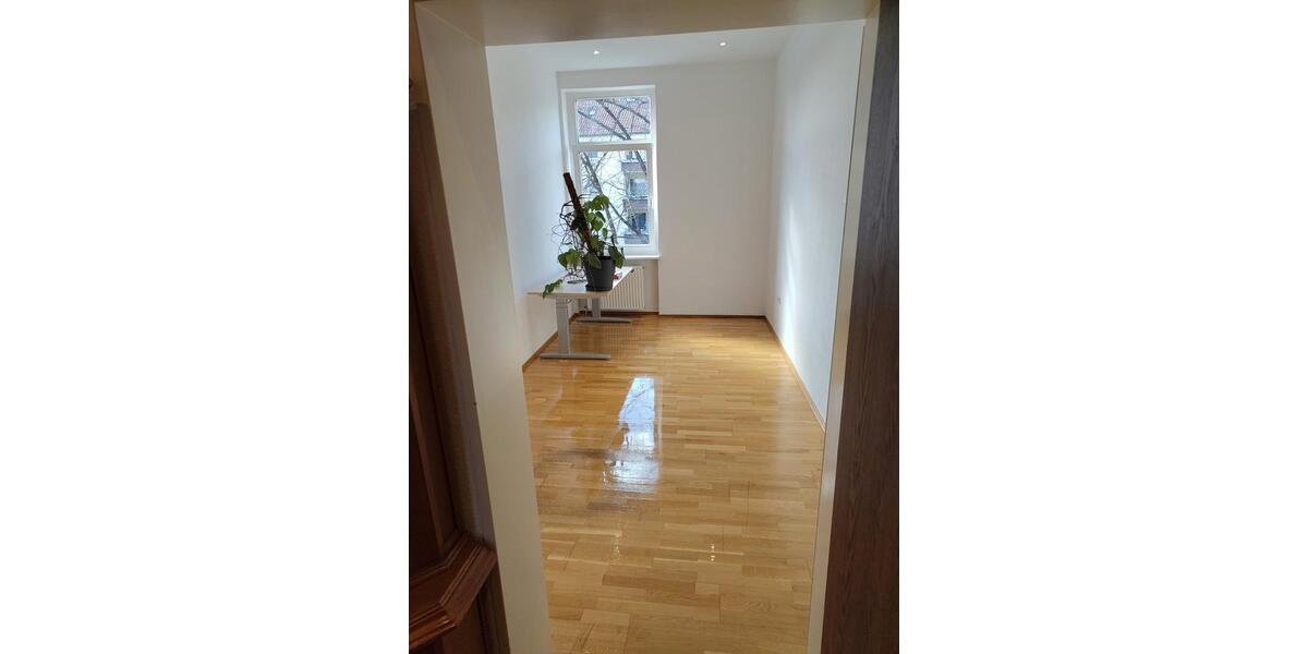 Etagenwohnung Braunschweig Östliches Ringgebiet - 3 Zimmer, 81 m&sup2;, 275&euro; | Angebot:26035984