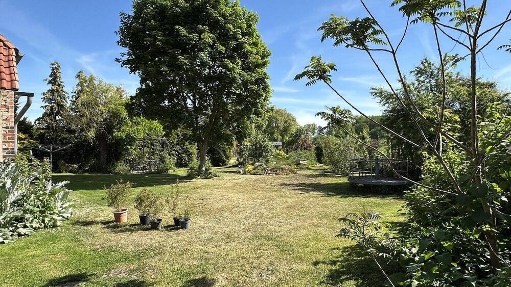 Mehrfamilienhaus, Wohnhaus Rötgesbüttel - 5 Zimmer, 200 m&sup2;, 375.000&euro; | Angebot:25755926