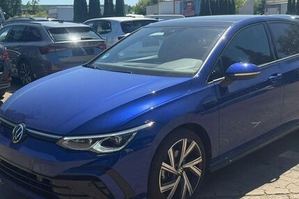 VW Golf 42.069 km 23.990 &euro; Braunschweig 38122