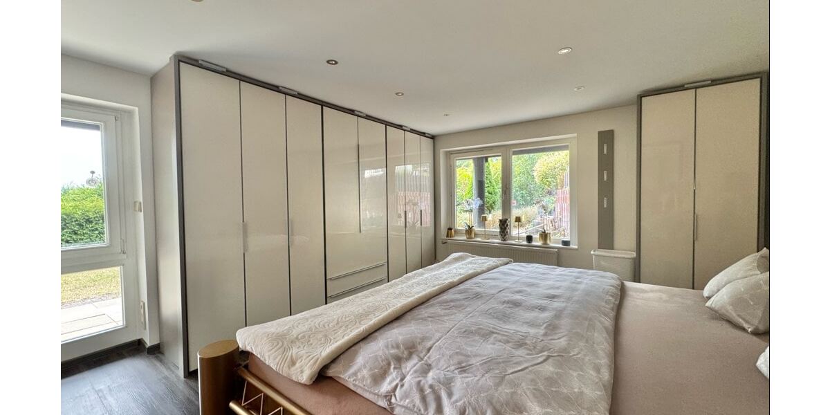 Stilvoll wohnen mit Weitblick - Einfamilienhaus Baddeckenstedt | Angebot:23816691