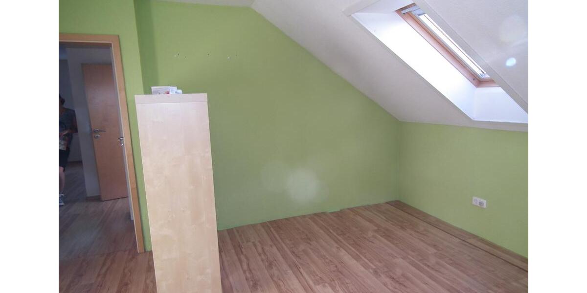 Dachgeschoßwohnung Wasbüttel - 2.5 Zimmer, 60 m&sup2;, 420&euro; | Angebot:26041123