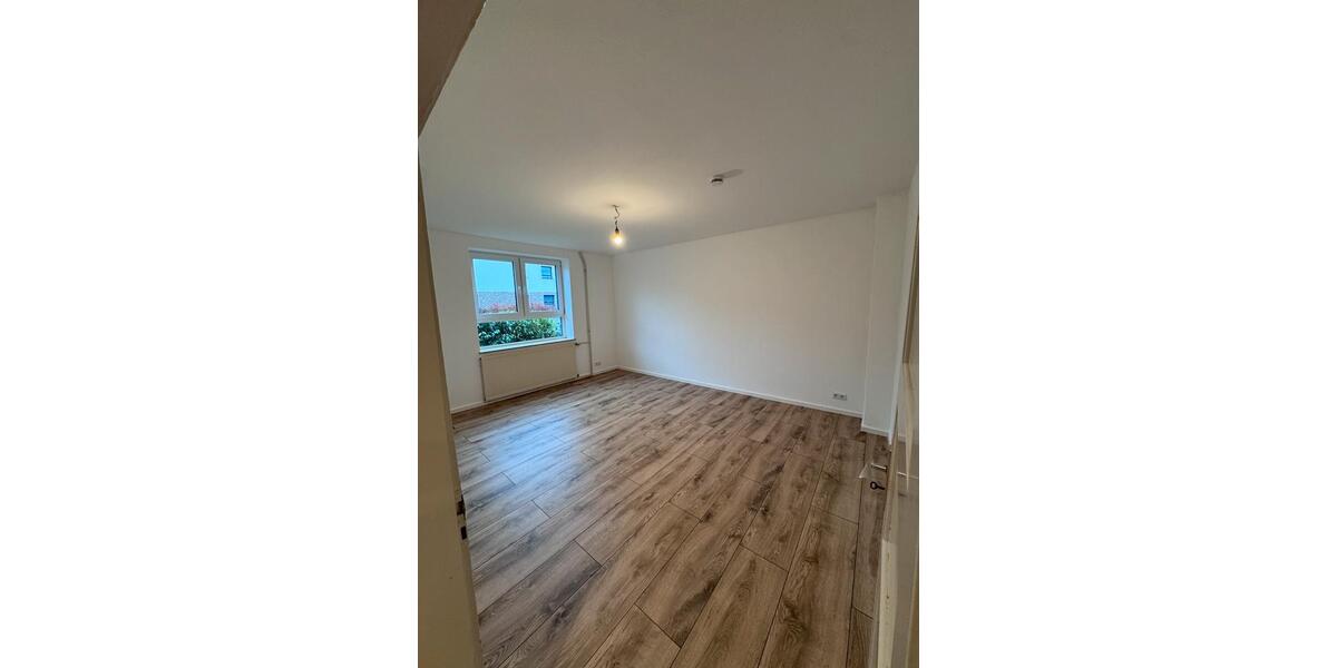 Reihenhaus Salzgitter Ortschaft Ost - 4.5 Zimmer, 112 m&sup2;, 1.300&euro; | Angebot:25973896