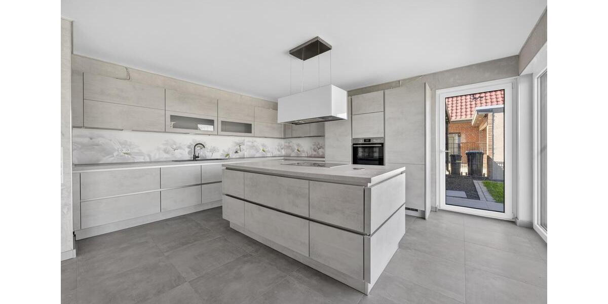 Einfamilienhaus Lengede - 6 Zimmer, 184 m&sup2;, 555.555&euro; | Angebot:26640879