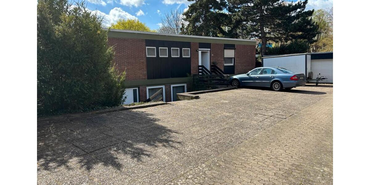 Bungalow Lengede - 10 Zimmer, 310 m&sup2;, 390.000&euro; | Angebot:26047125