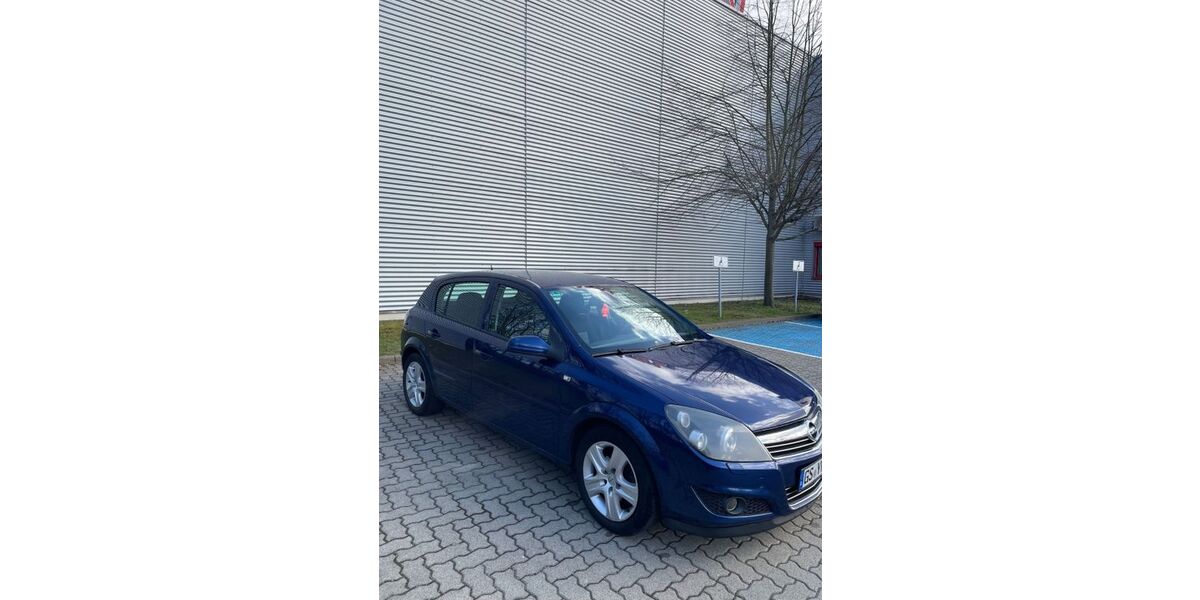 Opel Astra 198.000 km 2.550 &euro; Goslar 38640