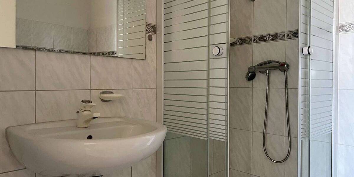 Etagenwohnung Braunschweig Watenbüttel - 4 Zimmer, 95 m&sup2;, 210.000&euro; | Angebot:26105667