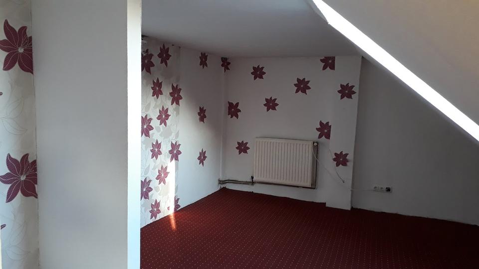 Reihenhaus Schöningen - 6 Zimmer, 180 m&sup2;, 160.000&euro; | Angebot:24982938