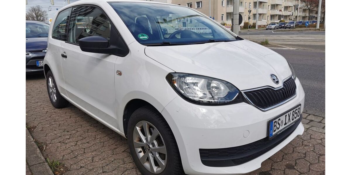 Skoda Citigo 98.000 km 5.200 &euro; Braunschweig 38112