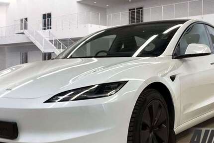 Tesla Model 3 29.900 km 41.550 &euro; Schöningen 38364