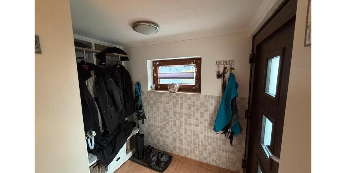 Doppelhaushälfte Lengede - 7 Zimmer, 150 m&sup2;, 275.000&euro; | Angebot:24314511