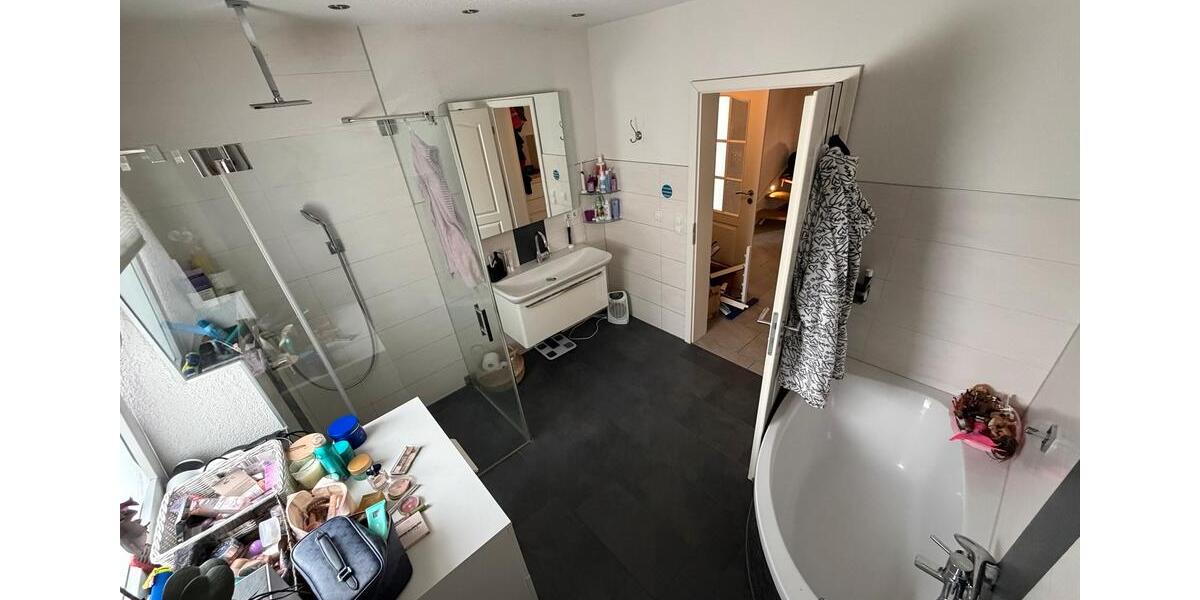 Einfamilienhaus Meine - 8 Zimmer, 230 m&sup2;, 1.800&euro; | Angebot:26635927