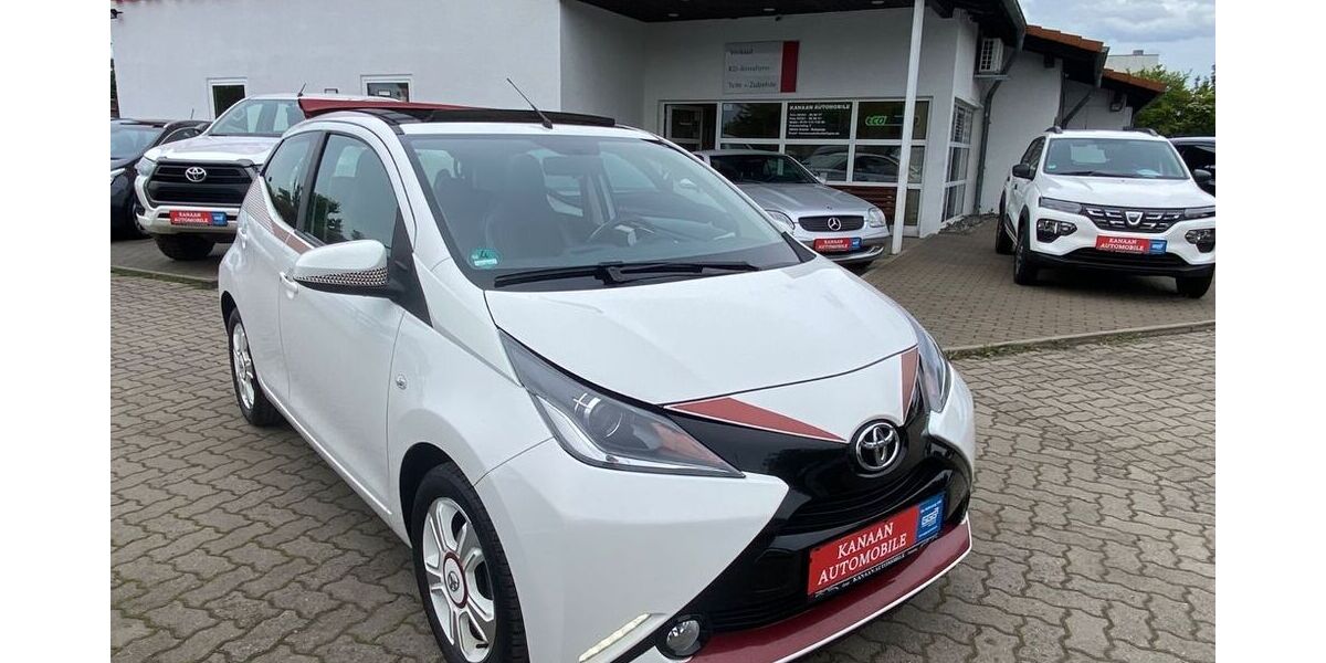 Toyota Aygo (X) 188.000 km 5.950 &euro; Goslar 38644