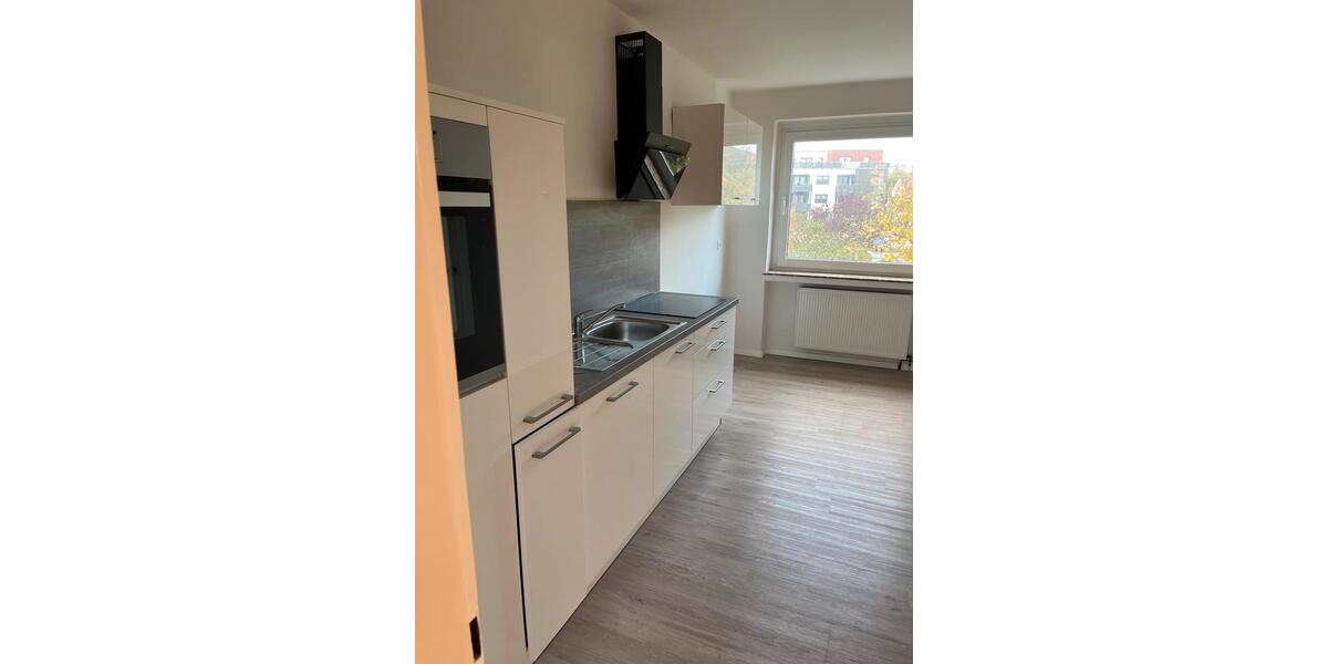 Etagenwohnung Peine - 3.5 Zimmer, 94 m&sup2;, 1.100&euro; | Angebot:26044097