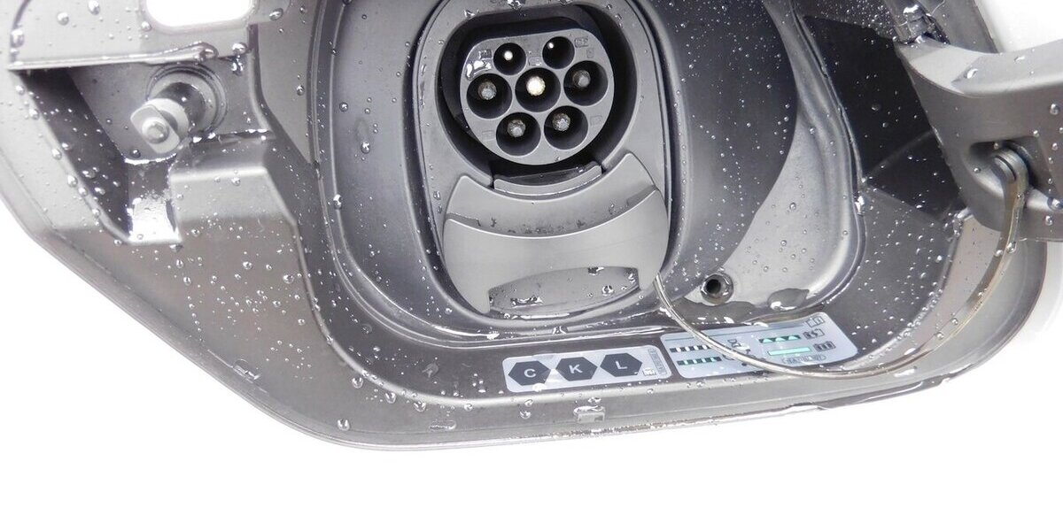 Cupra Born Elektrik 1-Gang Automatik Navi Klima Alu 20.000 km 23.390 &euro; Vordorf 38533