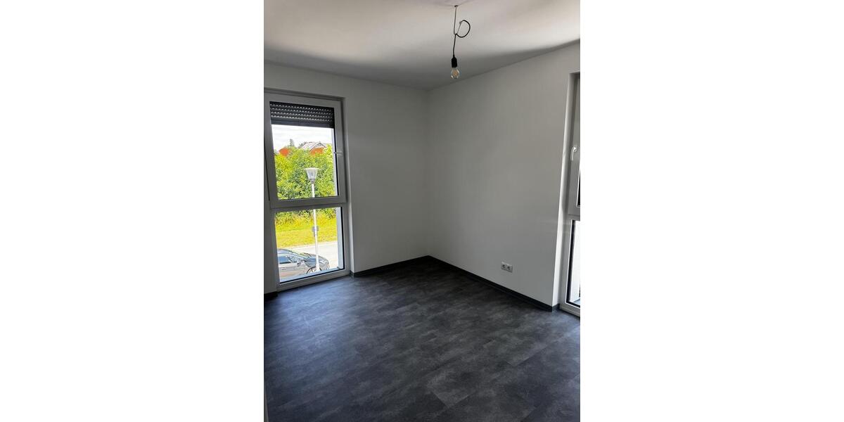 Etagenwohnung Wolfenbüttel Adersheim - 3 Zimmer, 83 m&sup2;, 1.085&euro; | Angebot:25143297