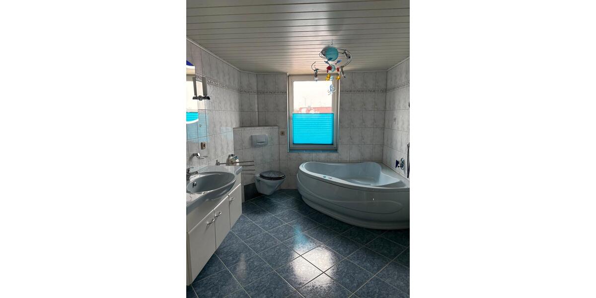 Etagenwohnung Osterwieck Dardesheim - 6 Zimmer, 165 m&sup2;, 825&euro; | Angebot:26701302