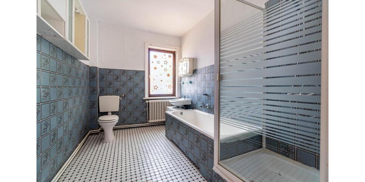 Mehrfamilienhaus, Wohnhaus Liebenburg - 15 Zimmer, 344 m&sup2;, 99.000&euro; | Angebot:25304777