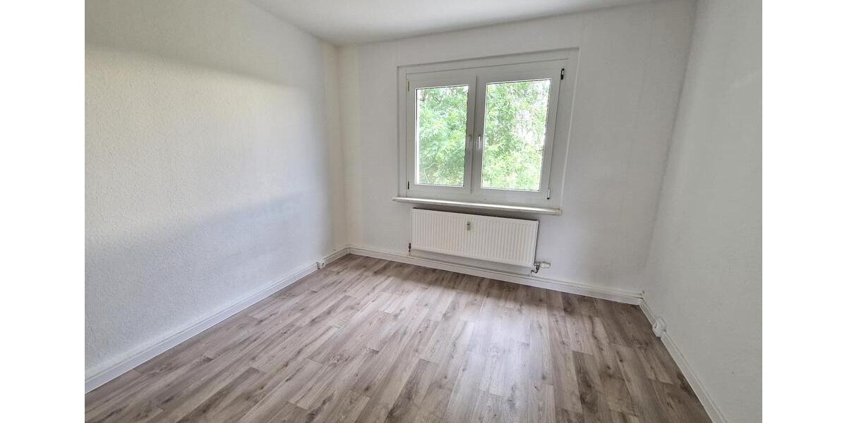 Etagenwohnung Osterwieck - 4 Zimmer, 75 m&sup2;, 261&euro; | Angebot:21618413