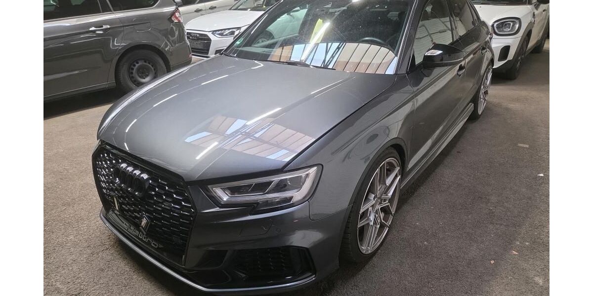 Audi RS3 111.520 km 35.990 &euro; Goslar 38644