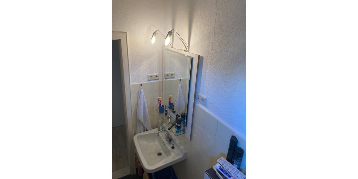 Etagenwohnung Braunschweig Wabe-Schunter-Beberbach - 1 Zimmer, 31 m&sup2;, 350&euro; | Angebot:25919877