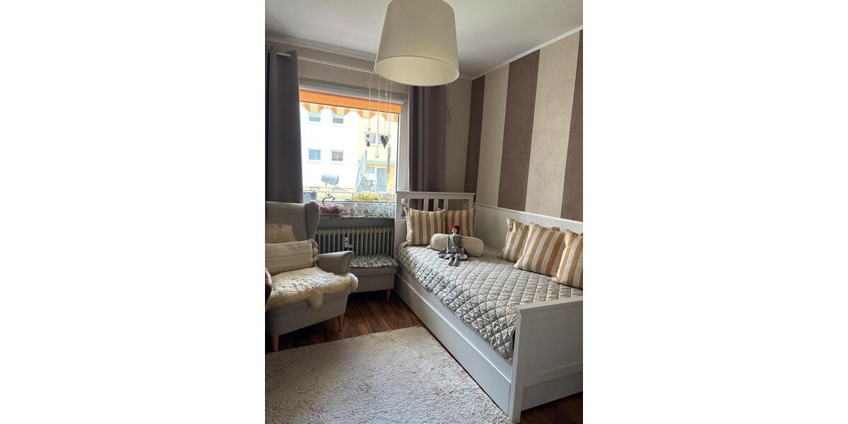 Hochparterre Goslar Immenrode - 4 Zimmer, 94 m&sup2;, 145.000&euro; | Angebot:26886433