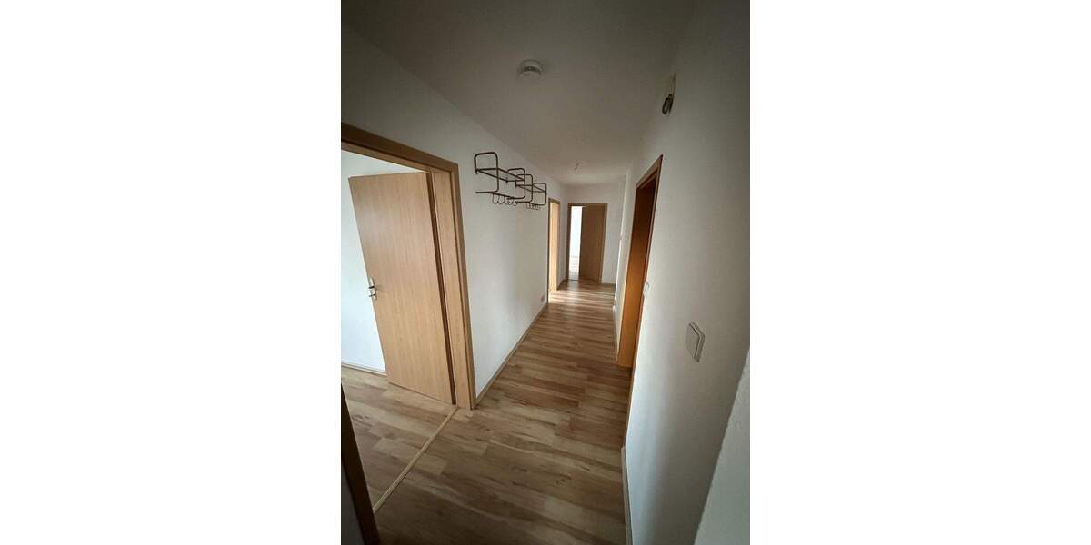 Etagenwohnung Braunschweig Nordstadt - 4 Zimmer, 120 m&sup2;, 1.200&euro; | Angebot:26181211