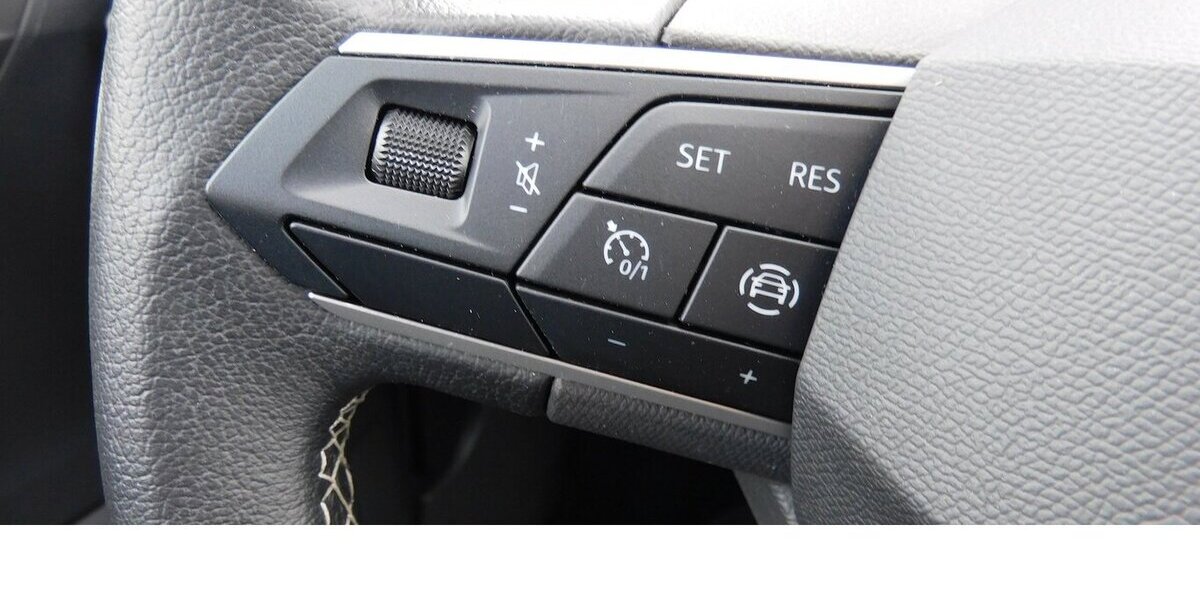 Seat Ibiza 1.0 Style TSI BMT 4Trg Navi Klima 9.400 km 16.390 &euro; Vordorf 38533