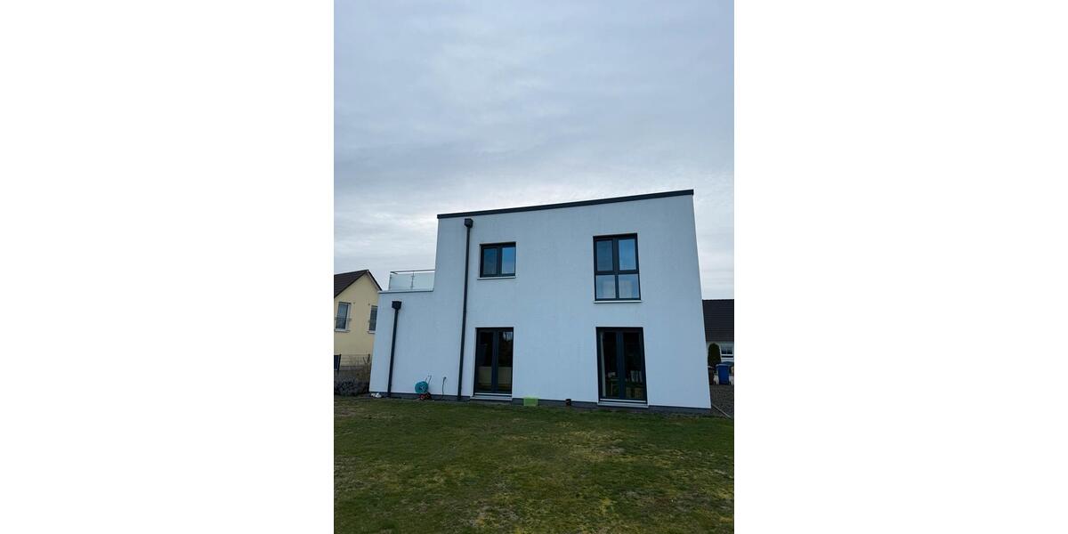 Einfamilienhaus Braunschweig Lehndorf-Watenbüttel - 5 Zimmer, 166 m&sup2;, 2.200&euro; | Angebot:25783671