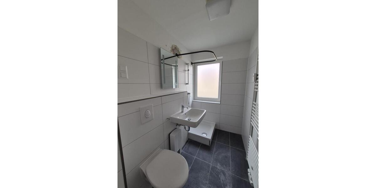 Etagenwohnung Schöningen - 4 Zimmer, 100 m&sup2;, 800&euro; | Angebot:23774364