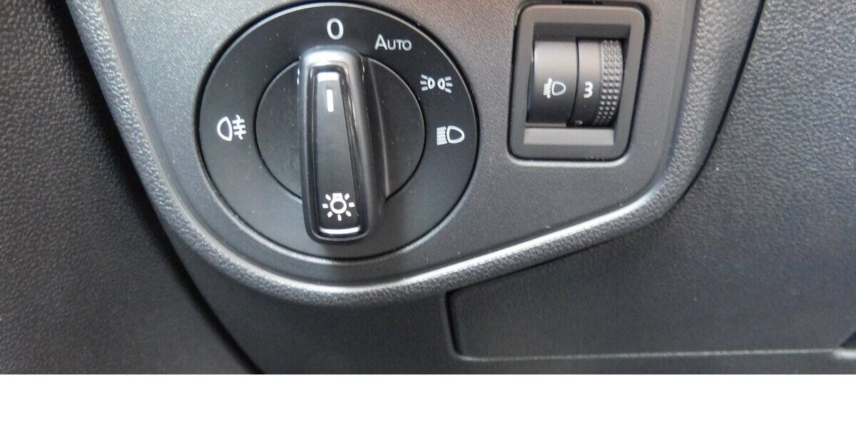 Skoda Fabia 1.0 SelectionTSI BMT Klima Navi 26.300 km 16.990 &euro; Vordorf 38533