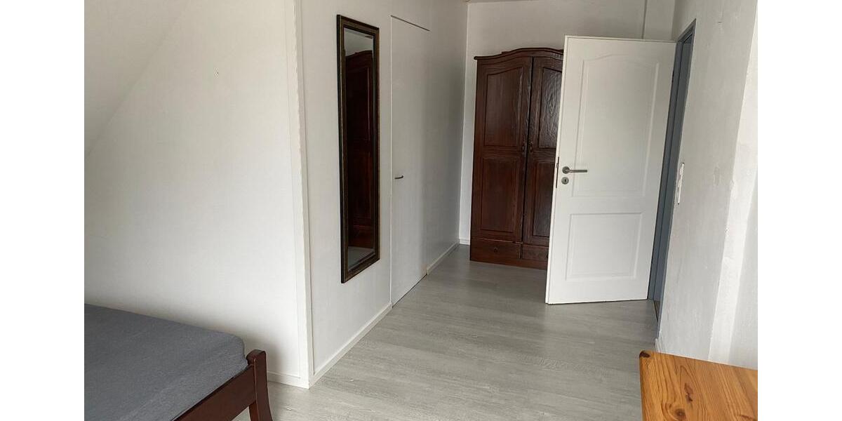 Dachgeschoßwohnung Wolfenbüttel Ahlum - 2 Zimmer, 64 m&sup2;, 159.000&euro; | Angebot:26614269
