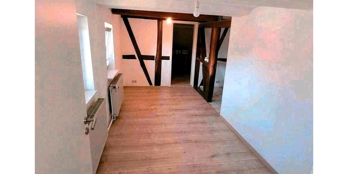 Etagenwohnung Lehre - 3 Zimmer, 111 m&sup2;, 695&euro; | Angebot:26051421
